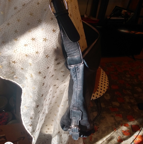 Giorgio Armani Soft Leather Purse - Picture 10 of 10